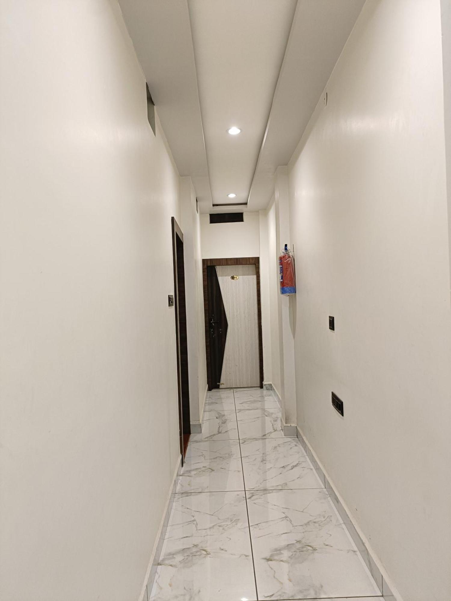 Hotel Shreem Ujjain Ngoại thất bức ảnh