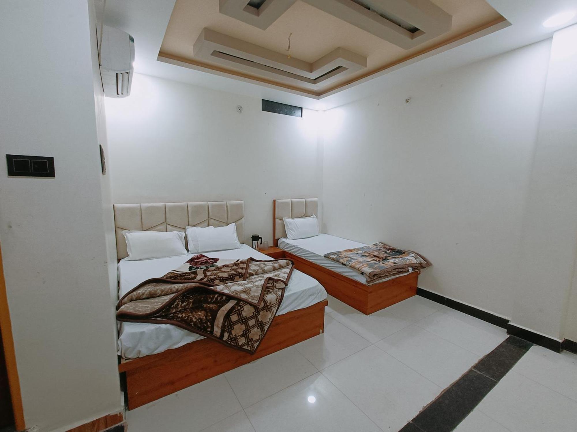 Hotel Shreem Ujjain Ngoại thất bức ảnh