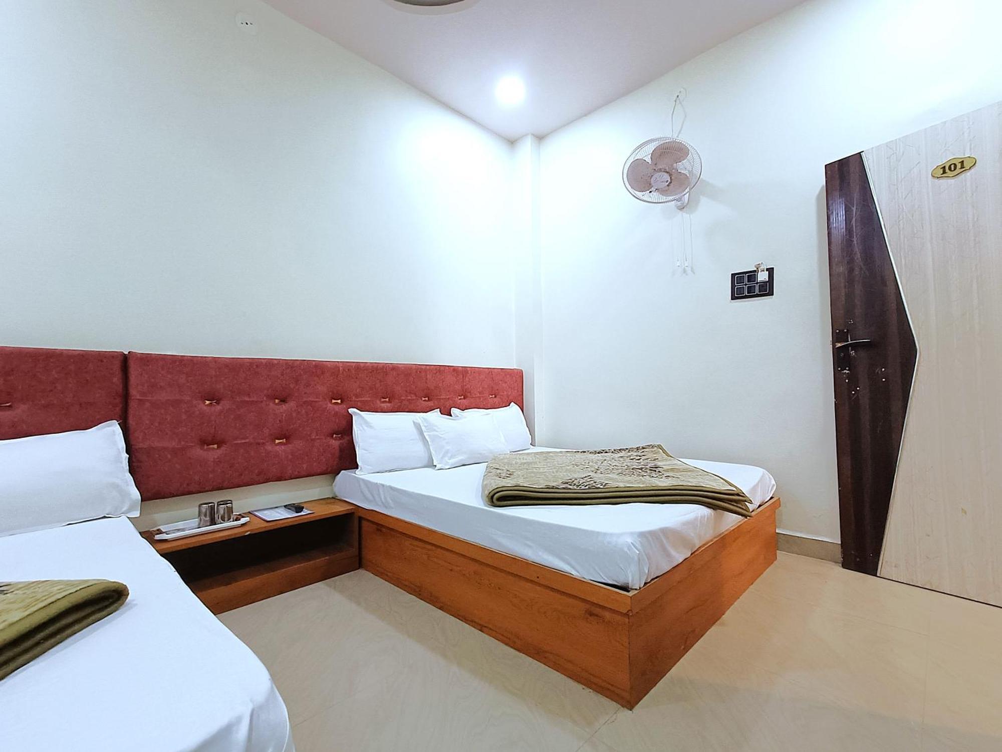 Hotel Shreem Ujjain Ngoại thất bức ảnh