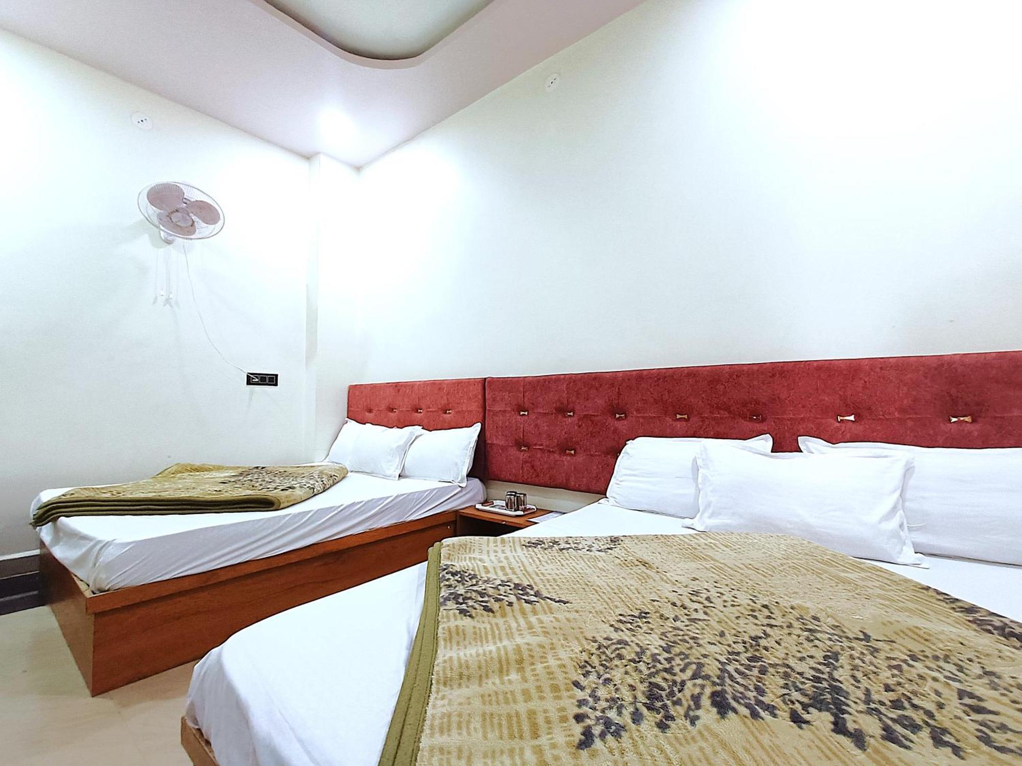 Hotel Shreem Ujjain Ngoại thất bức ảnh
