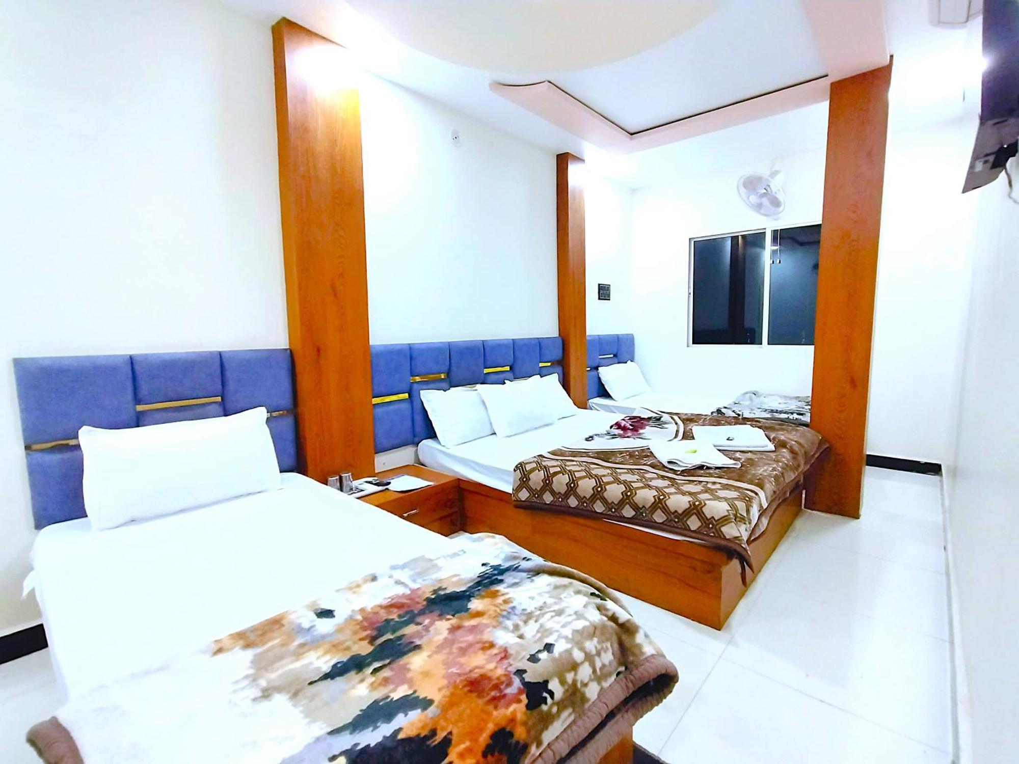 Hotel Shreem Ujjain Ngoại thất bức ảnh